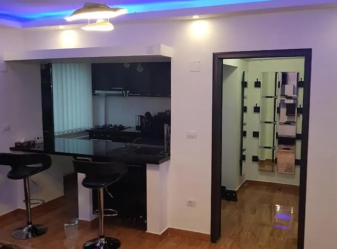 Apartment Mirrors Old Town Brasov